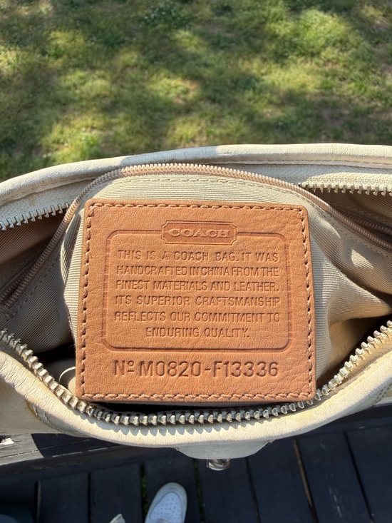 Coach Signature Hampton Soho Satchel - Picture 7 of 7